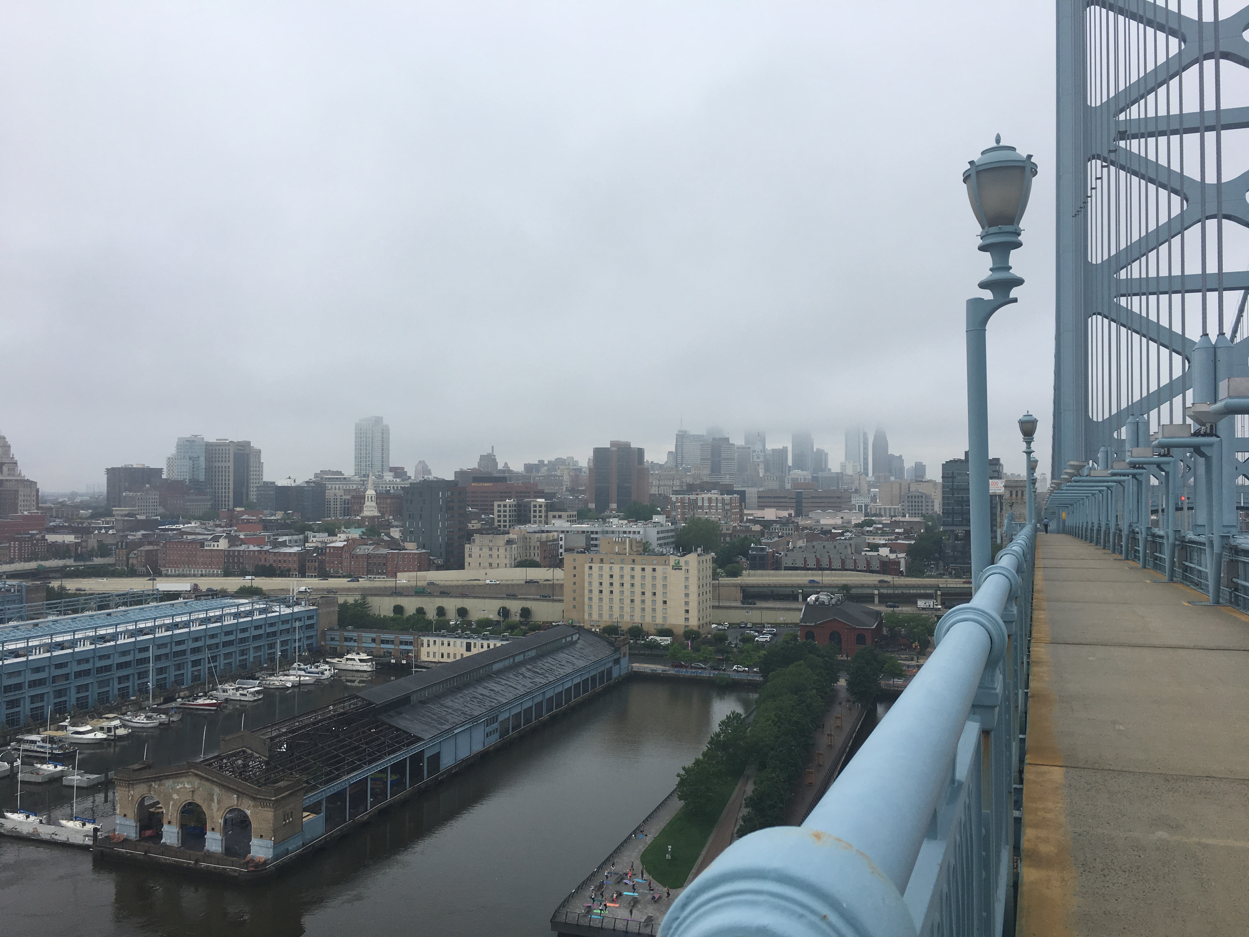 Benjamin Franklin Bridge – She Runs 